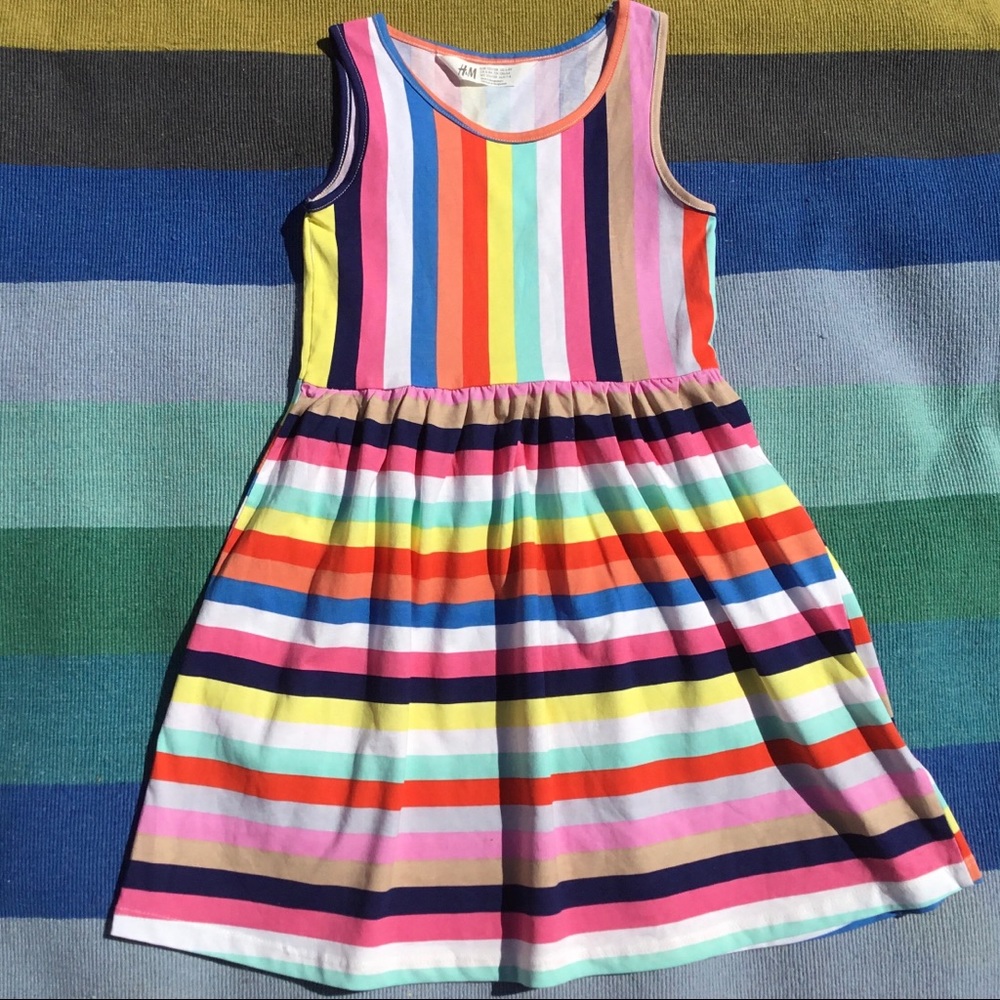 H&M Girls size 6-8 y color stripe dress